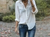 camicia bianca e jeans